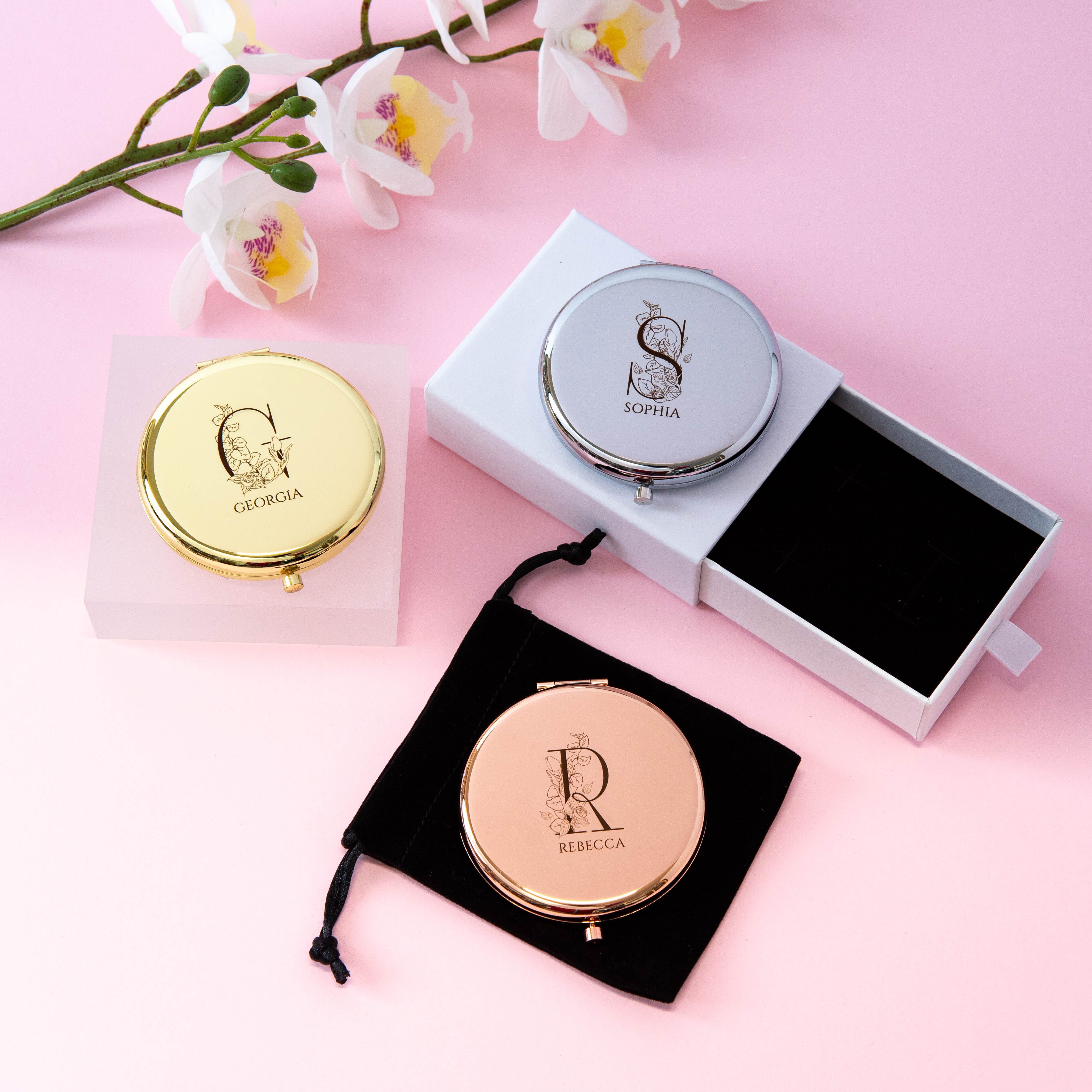 Personalised Compact Mirror with an Initial and Custom Name