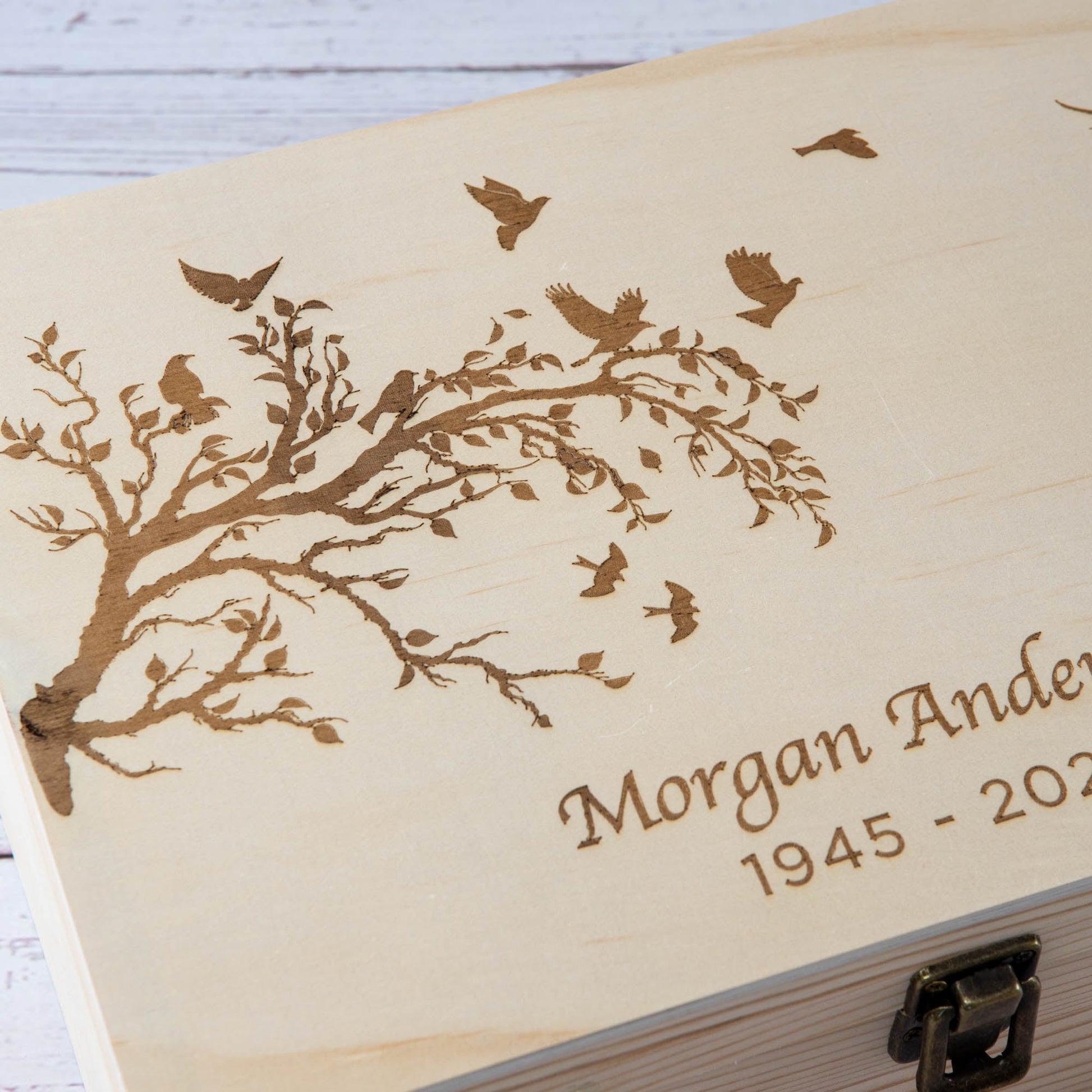 Personalised box, Memorial or Remembrance of loved one - Personalised Keepsake Box - Younique Gifts Melbourne