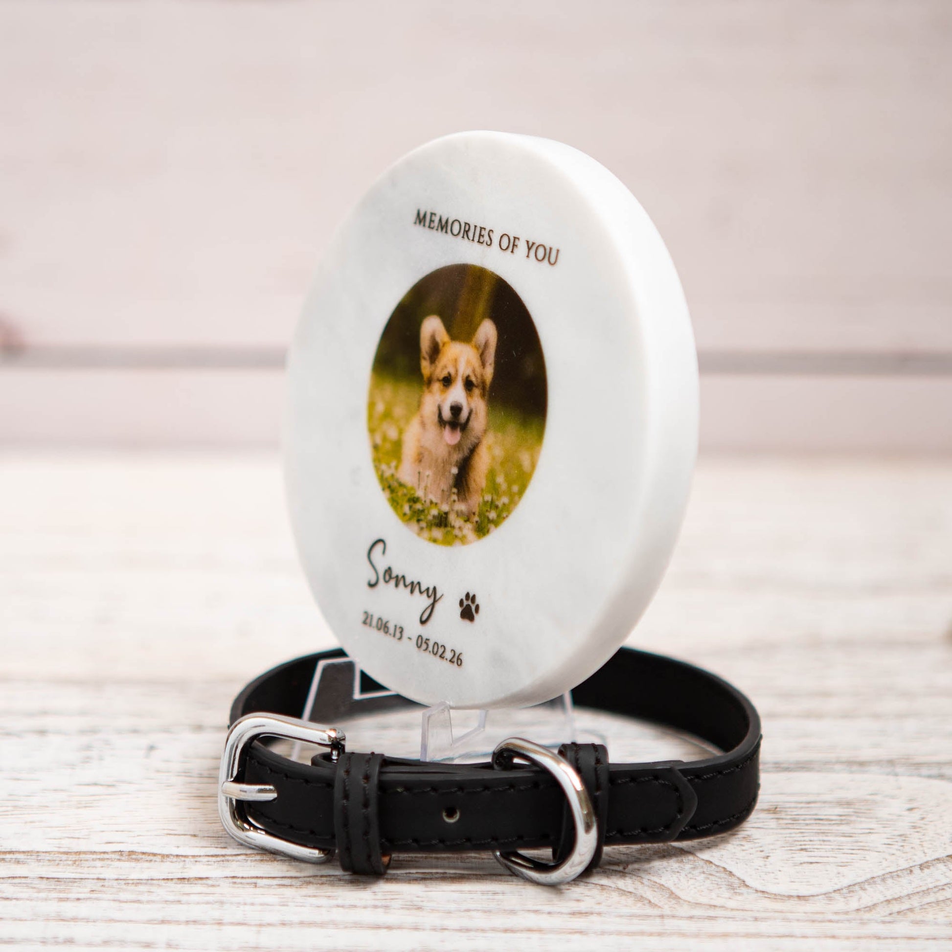 Personalised White Marble Pet Memorial Plaque, Memorial Stones for a dog - Younique Gifts