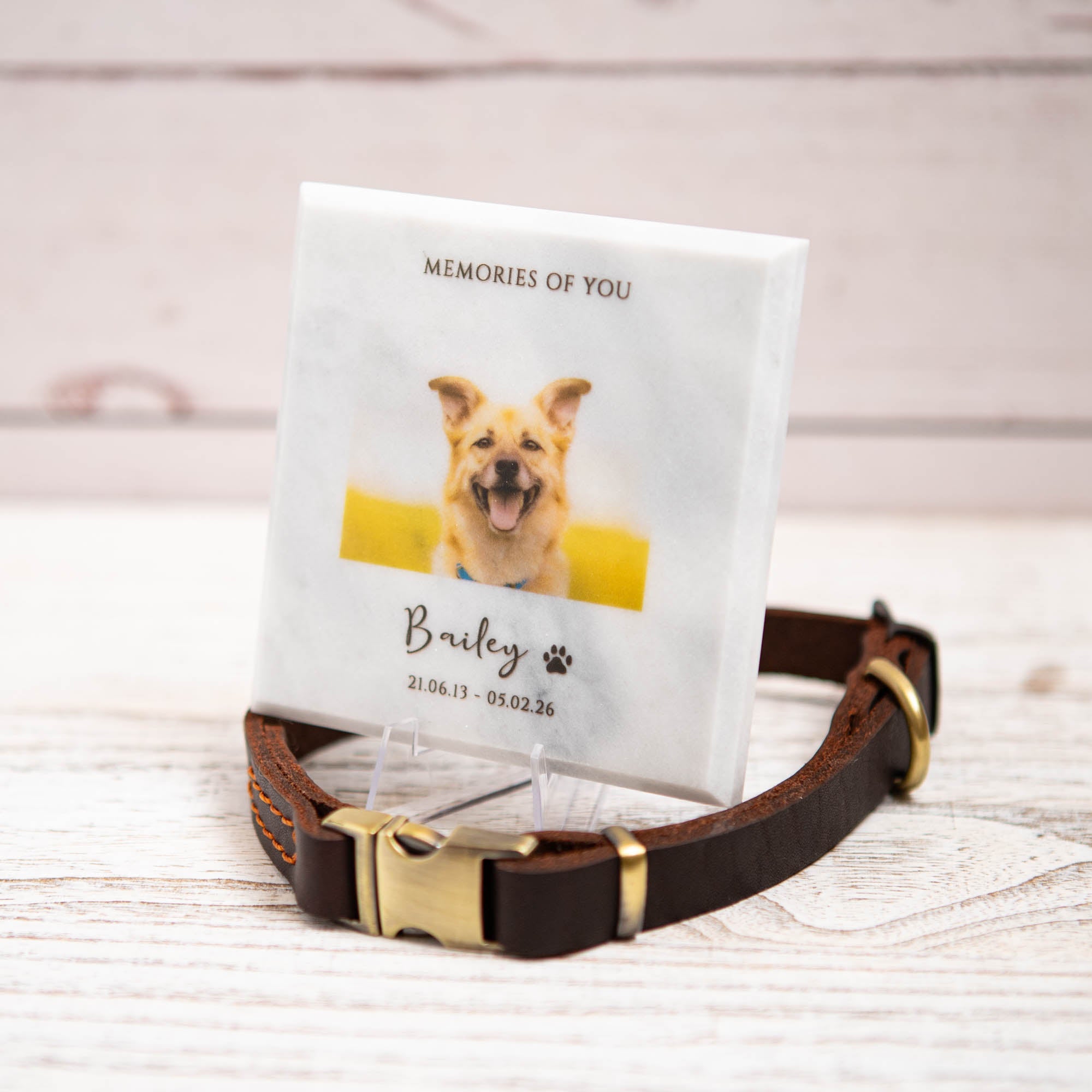 Personalised White Marble Pet Memorial Plaque, Memorial Stones for a dog - Younique Gifts