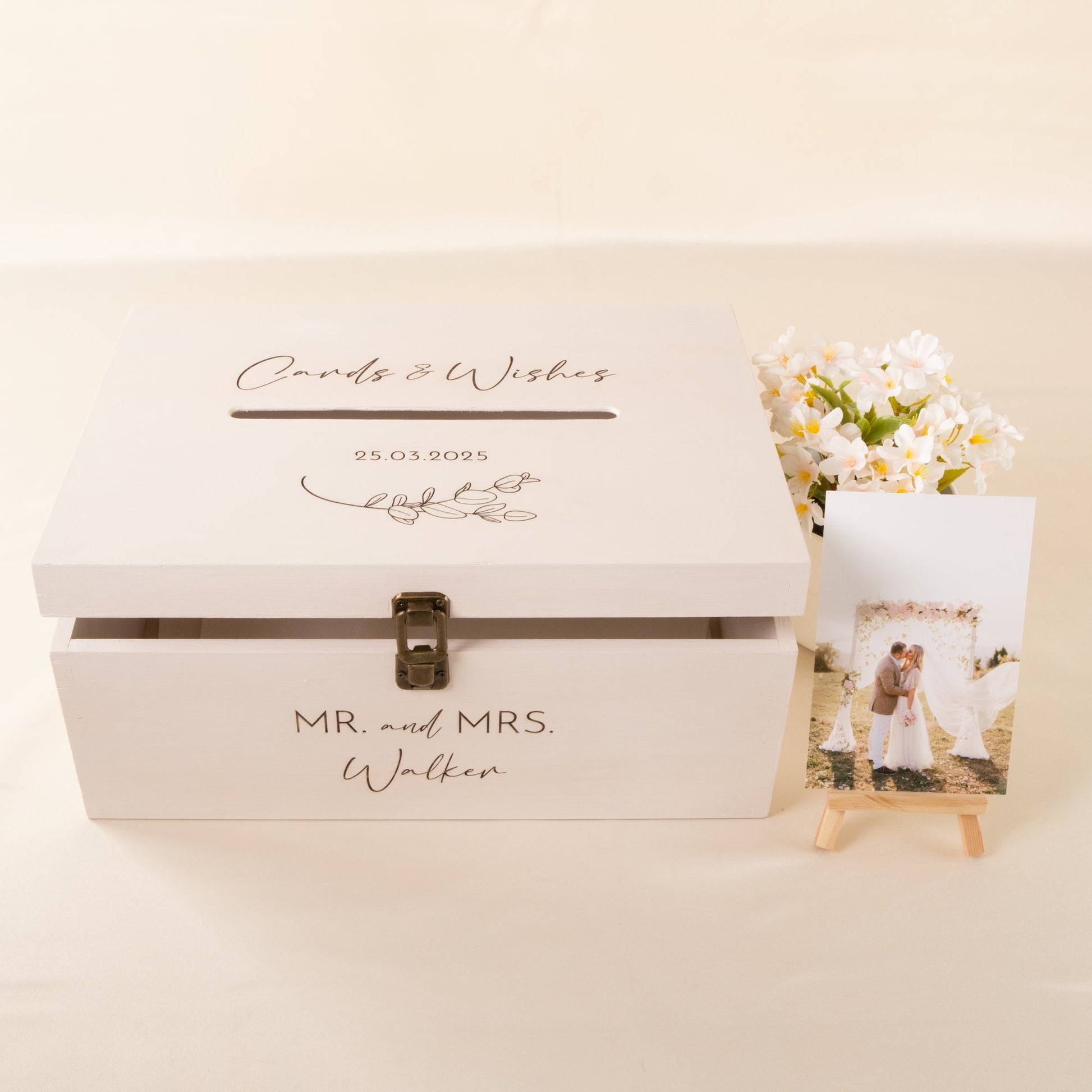 Personalised White Wishing Well Box - Younique Gifts
