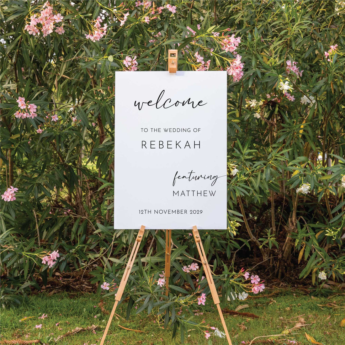 Printed Wedding Welcome sign | White Portrait - Younique Gifts