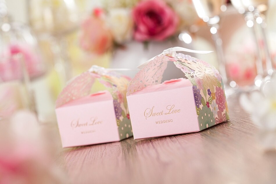 Wedding Favours and Gifts for Guests Laser cut Paper Candy Box, Wedding Decoration