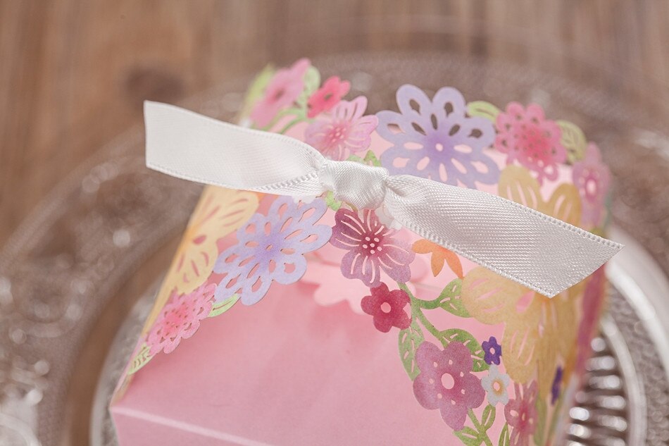 Wedding Favours and Gifts for Guests Laser cut Paper Candy Box, Wedding Decoration