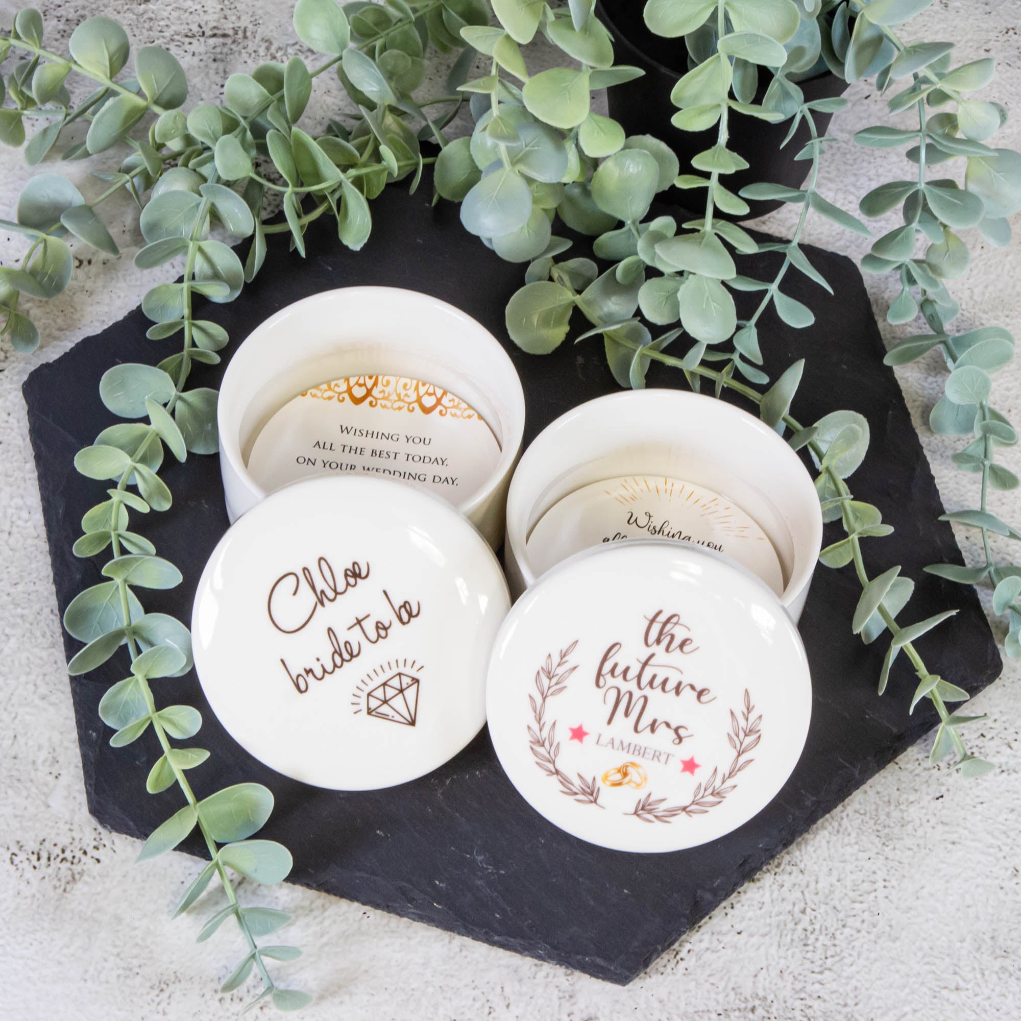 Personalised Round Keepsake box - Bride Gift, Couple Gift, Bride to be Wedding Gift, Birthday gift jewellery box