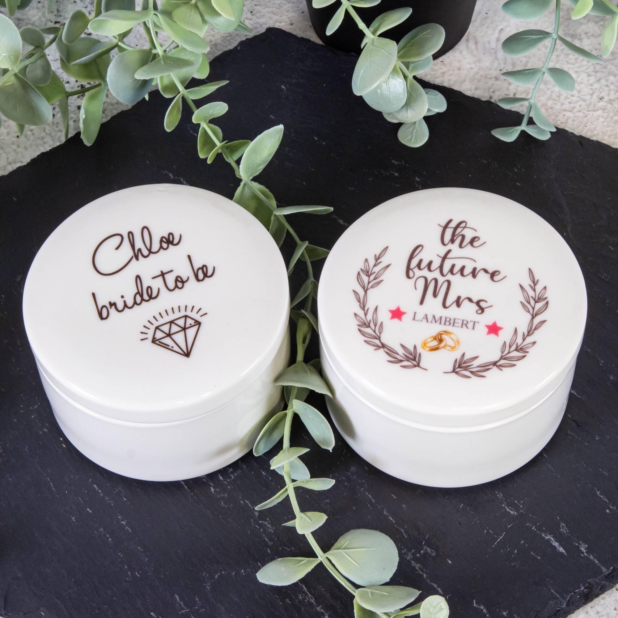 Personalised Round Keepsake box - Bride Gift, Couple Gift, Bride to be Wedding Gift, Birthday gift jewellery box