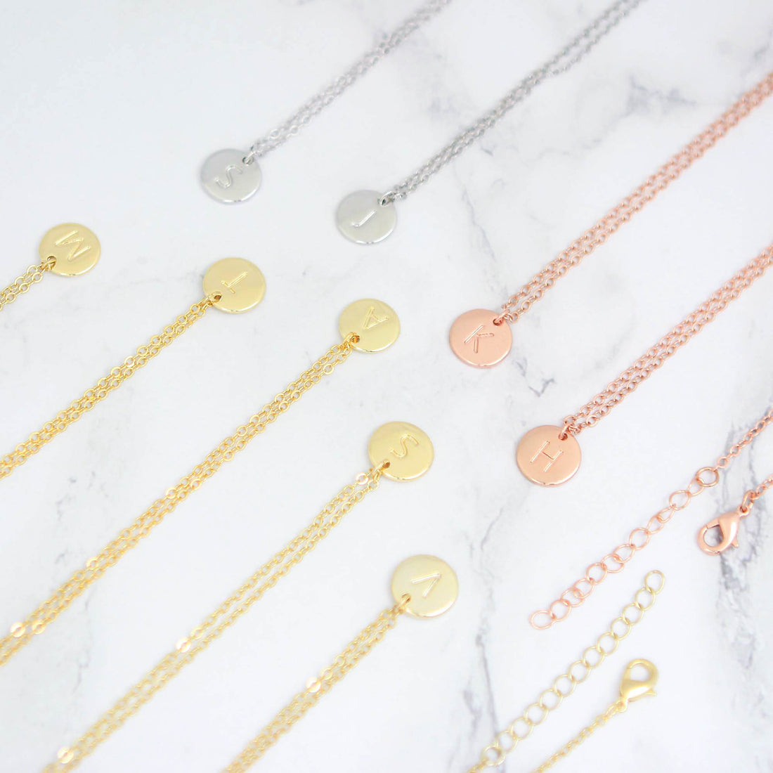 Necklace with an initial disc in 3 colours, gold silver and rose gold