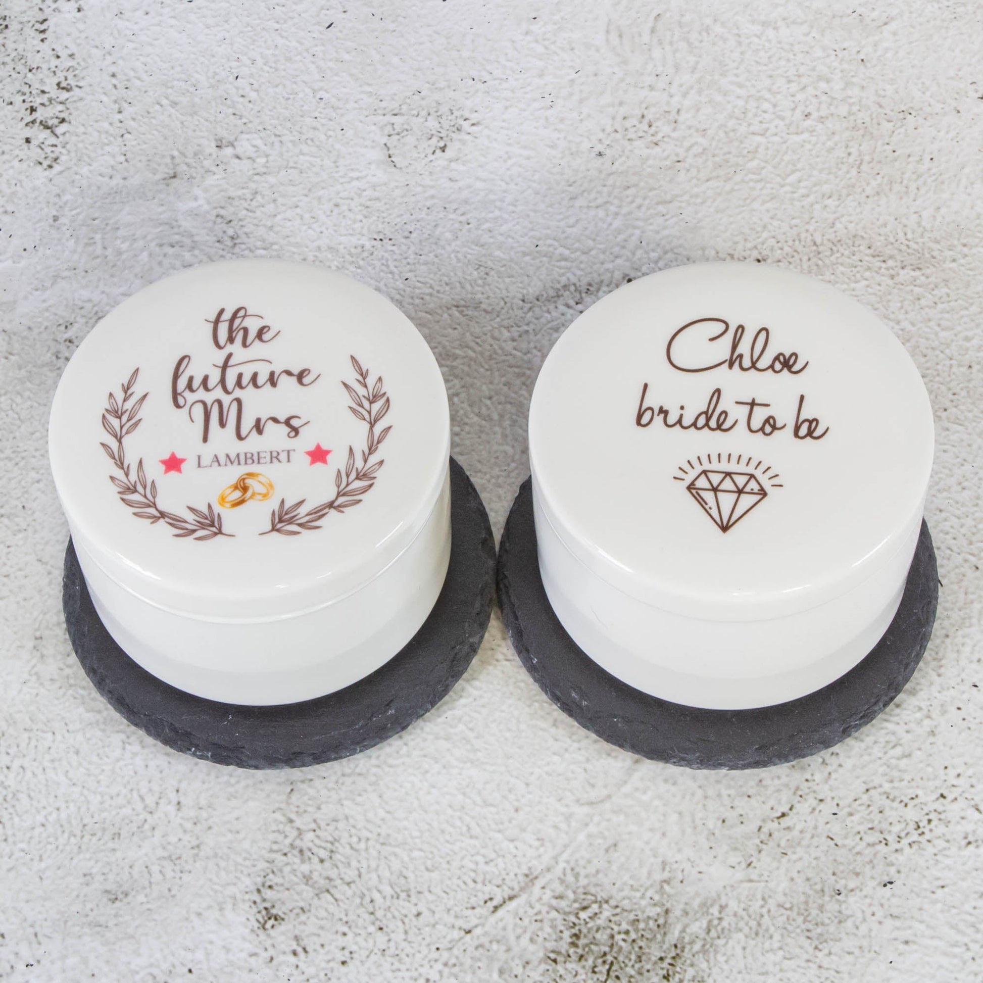Personalised Round Keepsake box - Bride Gift, Couple Gift, Bride to be Wedding Gift, Birthday gift jewellery box - Personalised Jewellery Box - Younique Gifts Melbourne